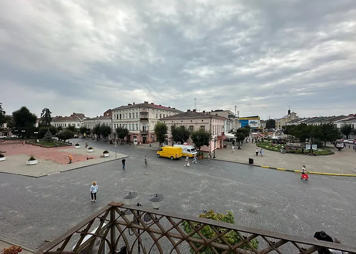 Square Апартаменты